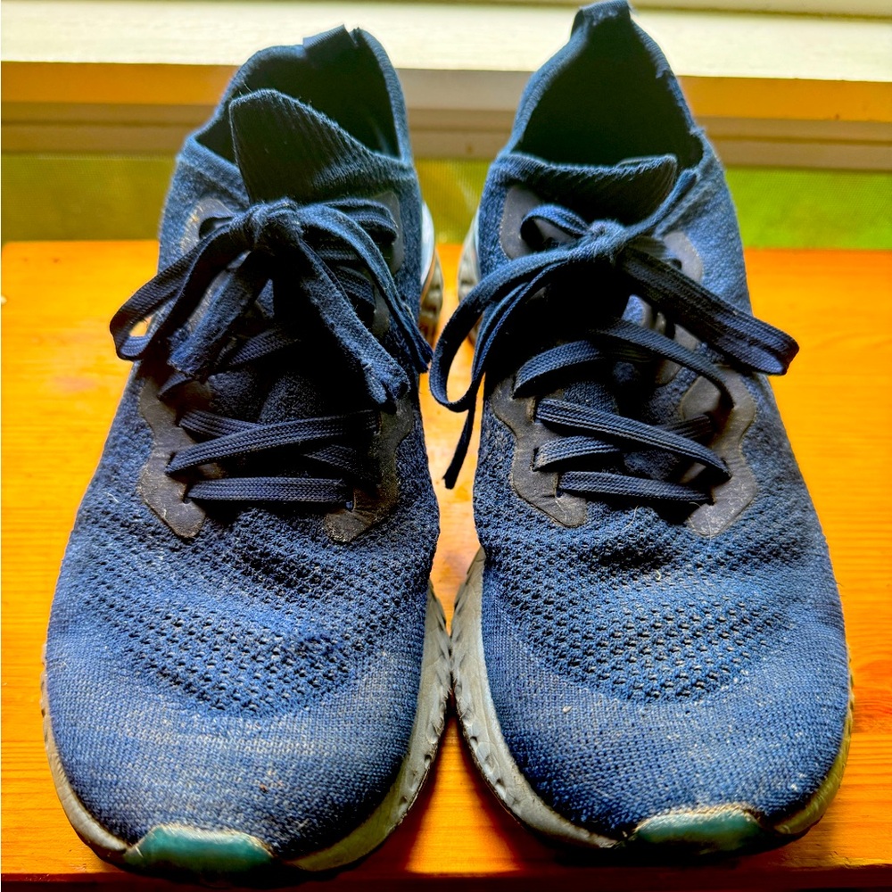 Nike Epic React Flyknit 2